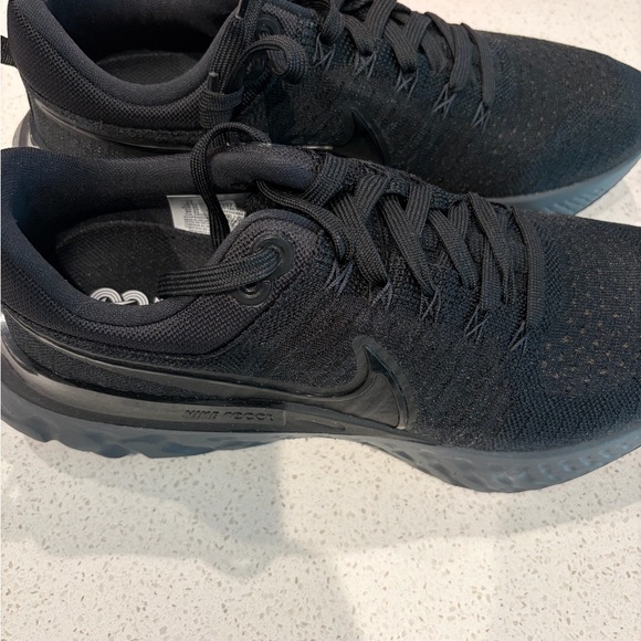 Nike React Infinity Run 2 Black Mens Sneakers - NWT in Original Box - Picture 2 of 7